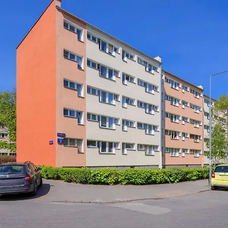 Cozy Near Royal Baths Park By Renters Apartamento Varsovia