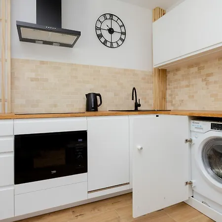 公寓 Cozy Near Royal Baths Park By Renters 华沙