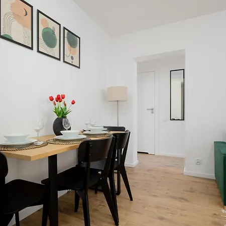 公寓 Cozy Near Royal Baths Park By Renters 华沙