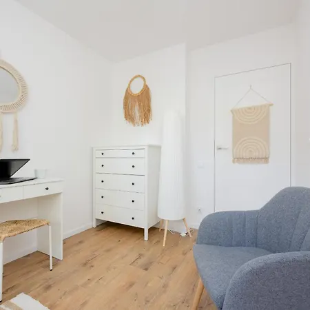 Lägenhet Cozy Near Royal Baths Park By Renters Warszawa